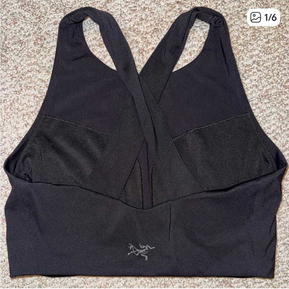 Arc'teryx women’s Black Cross-Strap Performance Sports Bra sz xs/s active